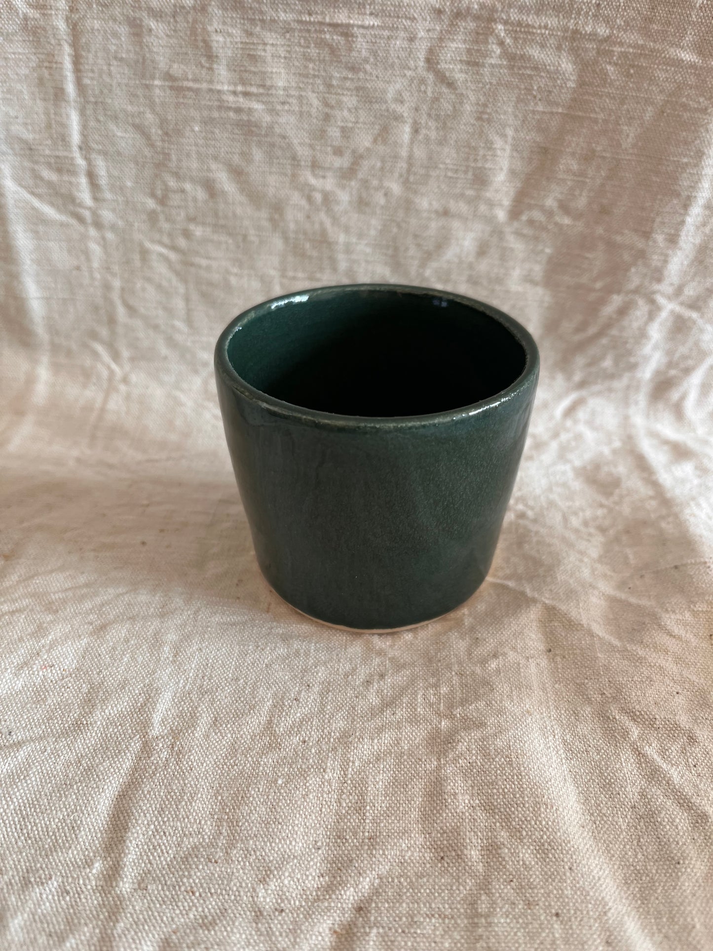 Petite tasse à expresso en grès