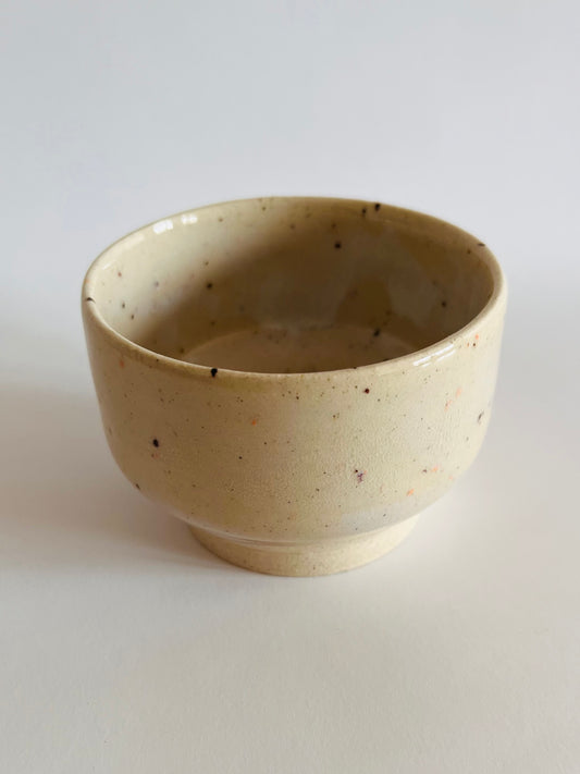 Petite tasse à expresso en grès