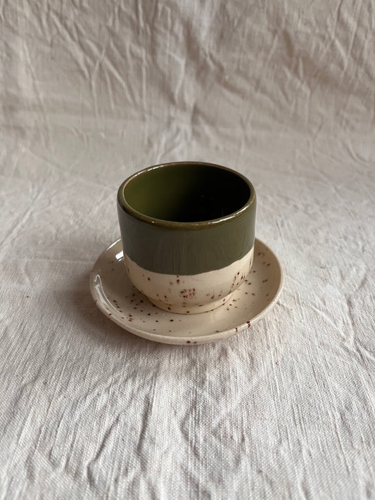 Ensemble tasse et coupelle